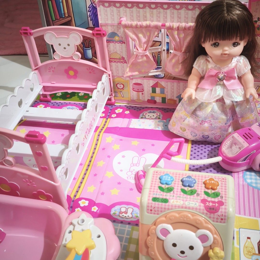 MELL CHAN DOLL HOUSE (Category: Kids Toys) located in Quezon City. Submitted by tiny_monstermind (Listing ID 1451004876, Image 3). Description: TINY MONSTERMIND 🔥Mell Chan Doll and Doll House🔥999php Inclusion; ✅Mell Doll ✅House (Batt Op, Working Door Bell) ✅Bed ✅Bath Tub (Working Water Spray) ✅Toilet ✅Ironing Pad ✅Washing Machine (Untested) ✅Vacuum (Batt Op, Working) ✅Table ✅Refrigerator ✅Table ✅Curtain ✅Floor Mat 📍Novaliches, Quezon City.