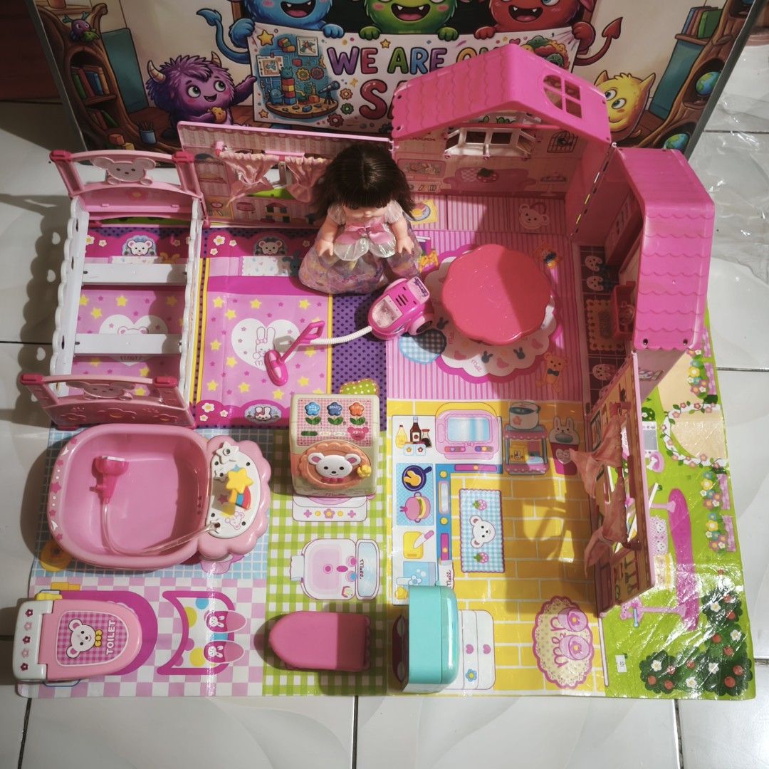 MELL CHAN DOLL HOUSE (Category: Kids Toys) located in Quezon City. Submitted by tiny_monstermind (Listing ID 1451004876, Image 1). Description: TINY MONSTERMIND 🔥Mell Chan Doll and Doll House🔥999php Inclusion; ✅Mell Doll ✅House (Batt Op, Working Door Bell) ✅Bed ✅Bath Tub (Working Water Spray) ✅Toilet ✅Ironing Pad ✅Washing Machine (Untested) ✅Vacuum (Batt Op, Working) ✅Table ✅Refrigerator ✅Table ✅Curtain ✅Floor Mat 📍Novaliches, Quezon City.