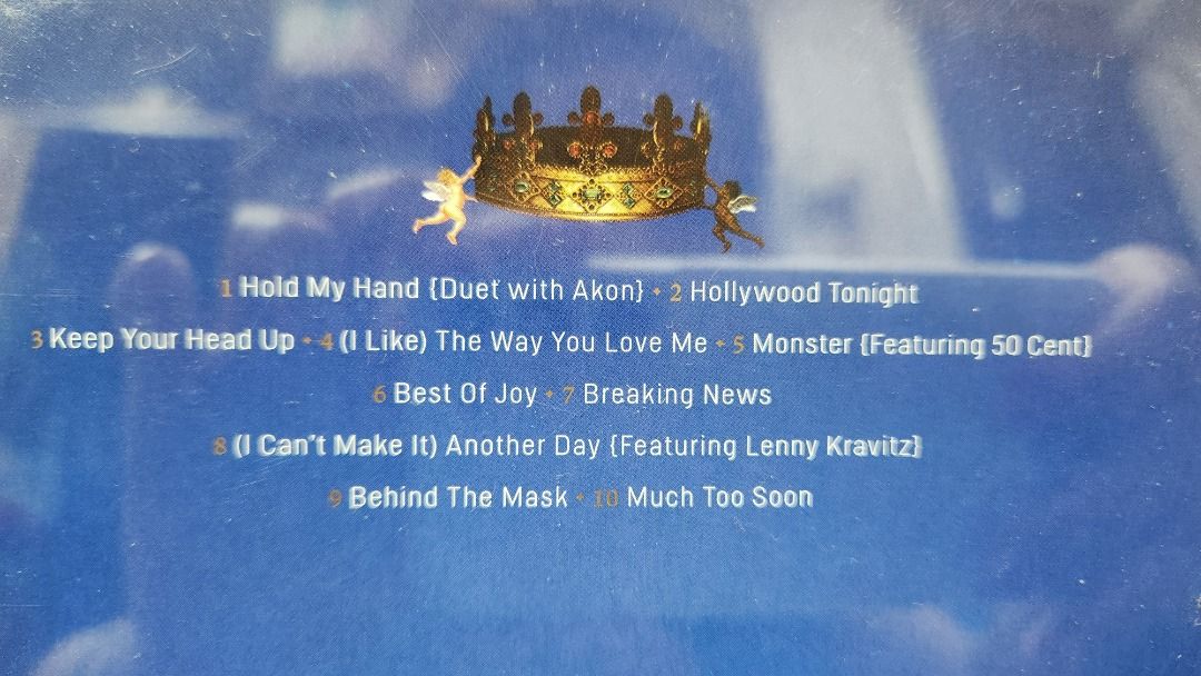 [MJ珍藏] Michael Jackson - Michael 專輯 CD （分類：音樂與媒體 - CD 及 DVD）位於 Hong Kong。 由 phoenixmiu 提交（商品編號 1451090187，圖片 3）。簡介： 收錄多首經典歌曲： Hold My Hand, Hollywood Tonight, Monster 等等。 💜可將軍澳地鐵站 面交 或 順豐到付💜。