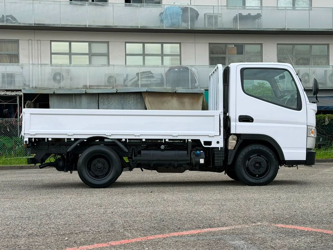 Mitsubishi Fuso Canter FEA01 (Category: Used Commercial Vehicles for Sale) located in Singapore. Submitted by absleasing (Listing ID 1450973847, Image 2). Description: 🚛 𝗠𝗶𝘁𝘀𝘂𝗯𝗶𝘀𝗵𝗶 𝗙𝘂𝘀𝗼 𝗙𝗘𝗔01 𝗔𝘂𝘁𝗼 𝗗𝗶𝗲𝘀𝗲𝗹 𝗙𝗼𝗿 𝗦𝗮𝗹𝗲! ✅ Class 3A Licence Can Drive! 📅 Registered: July 2021 ⏳ COE Balance: 5 Years 💰 Selling Price: $5X,988 💵 Monthly from only $1,0XX++ This 1-owner unit comes with genuine low mileage, brand new paintwo
