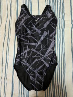(Category: ) located in . Submitted by 2_shared_2 (Listing ID 1450990824, Image 1). Description: .