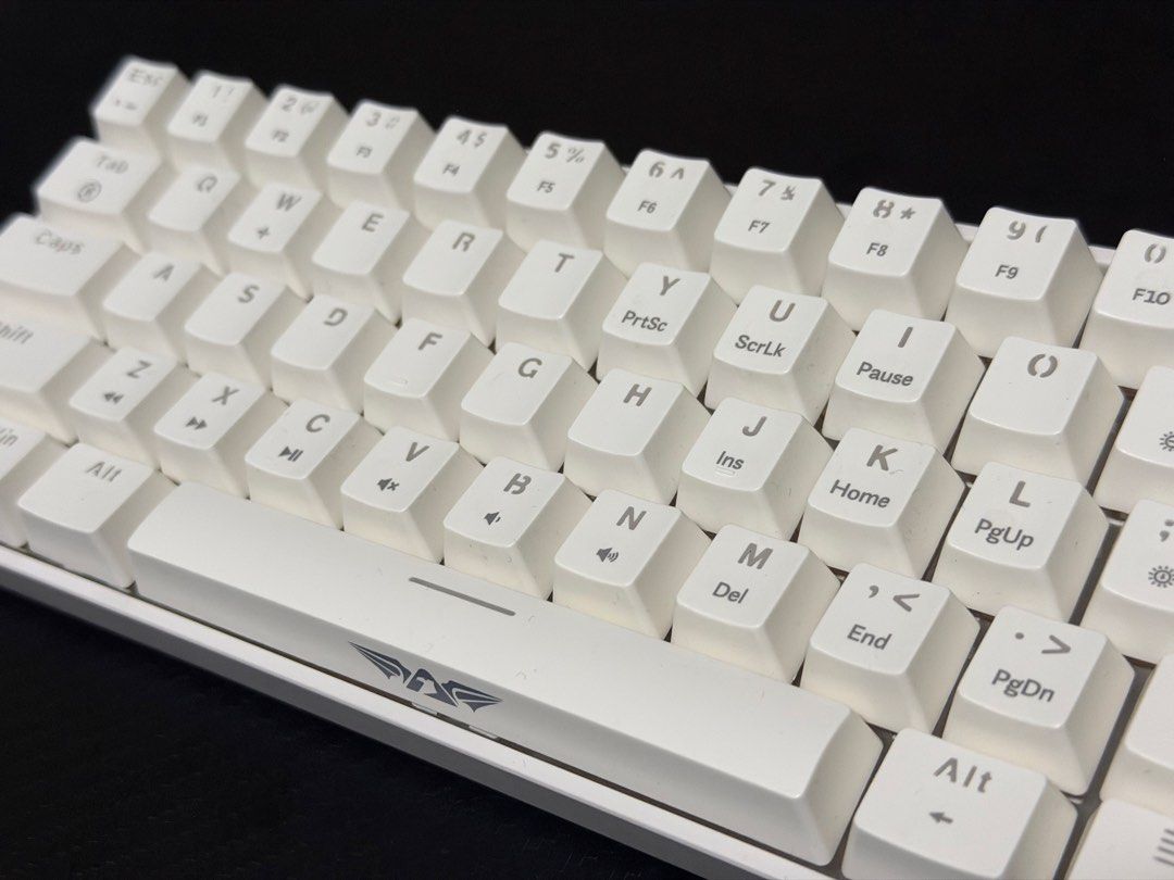 MKA-1CNEX White Mechanical Keyboard515673432691189761