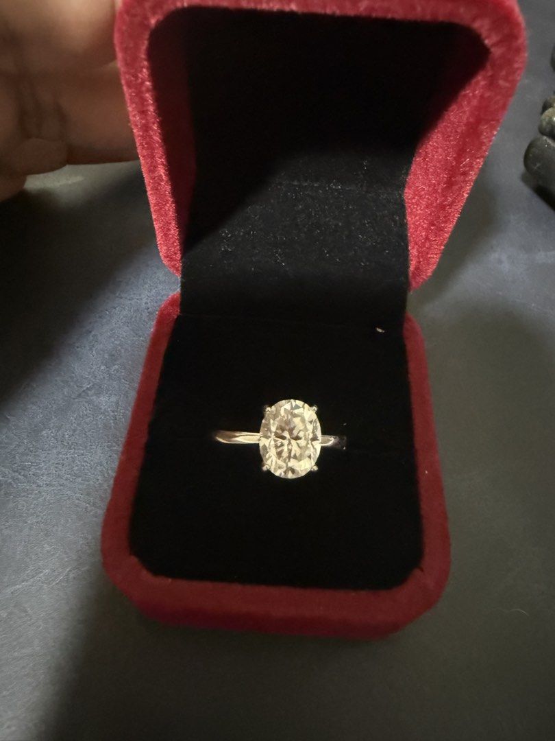 Moissanite Ring , Engagement (Category: Rings) located in Manila. Submitted by findsandbeyond (Listing ID 1451013069, Image 2). Description: 2CT Size 9 S925.