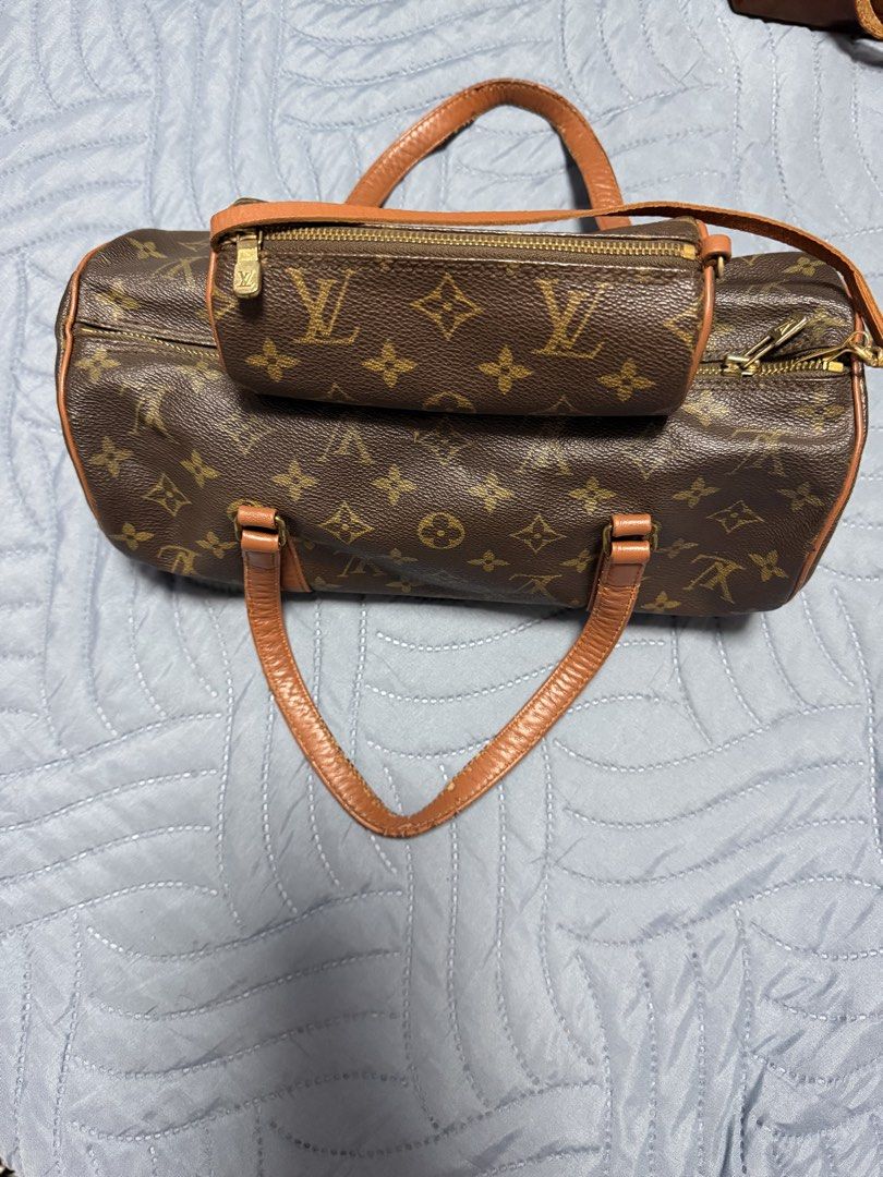 Authentic louis Vuitton Monogram papillon satchel with baby (Category: Luxury Bags & Wallets) located in Caloocan City. Submitted by merika143 (Listing ID 1451030738, Image 1). Description: -monogram papillon 100% original - Zipper works well - Great everyday bag Minimal sign of use Timeless style,iconic design.