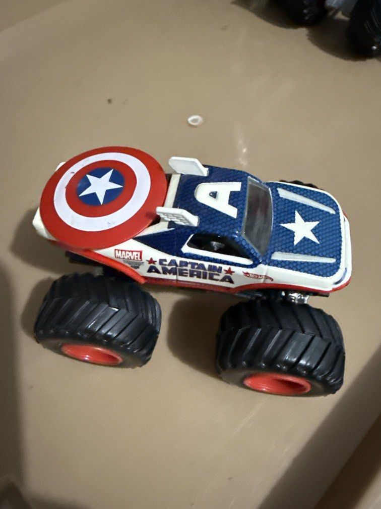 Monster Jam Monster Truck 1:64 scale (Category: Vehicle & Diecast Models) located in Marikina City. Submitted by demonyita__ (Listing ID 1451098601, Image 1). Description: .