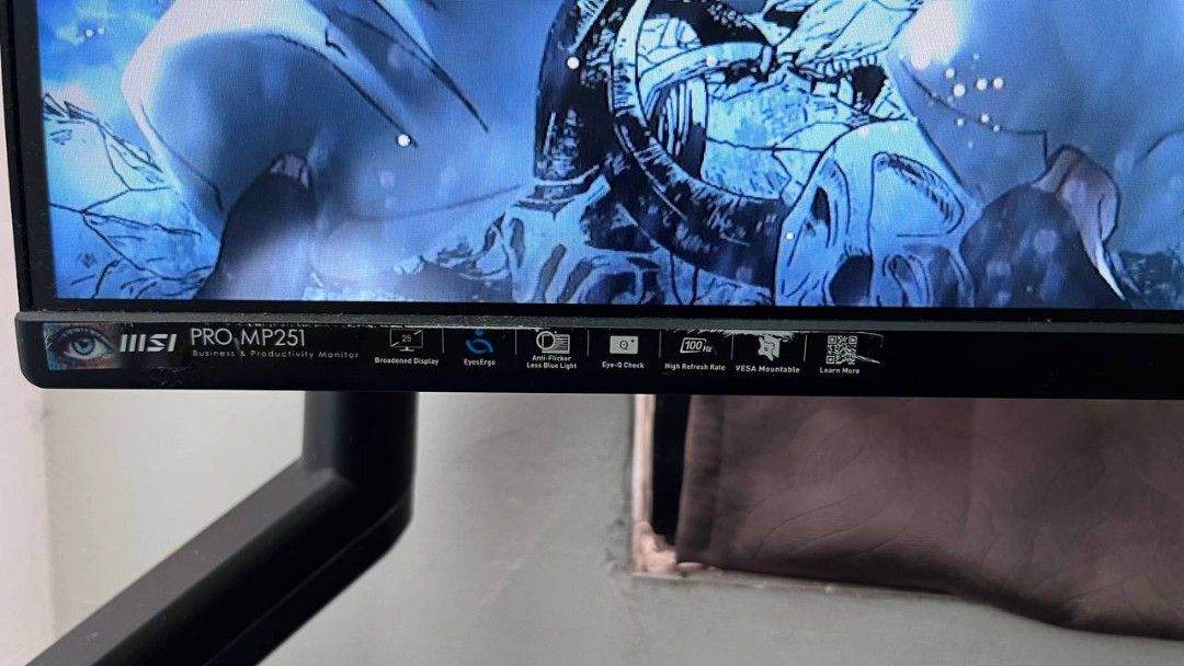 monitor (Category: Monitor Screens) located in Shah Alam. Submitted by aaronbryan015 (Listing ID 1450973624, Image 2). Description: - MSI PRO MP251 Monitor - Ideal for both gaming and productivity - Includes adjustable arm stand for flexible positioning - Features a clear and bright screen - Ready for a new owner - can nego.