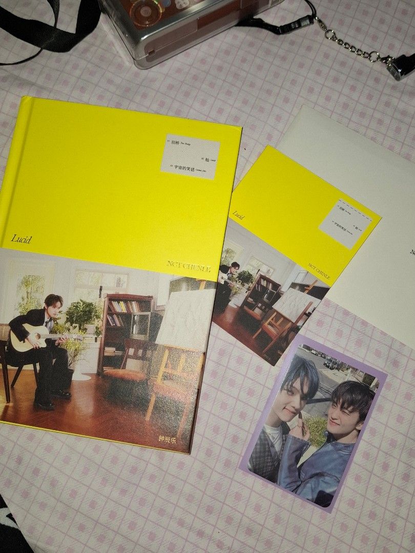 NCT DREAM CHENLE Photobook & Lightstick Bundle (Category: K-Wave Merchandise) located in Koronadal. Submitted by ch0couyu (Listing ID 1451128497, Image 2). Description: nct lightstick + lele photobook and photocards + marksung pc 1000/set will only be sold as set rfs. ★ upgrading to the latest dream ls ★ spare photobook loc. ★ south cotabato, mindanao.