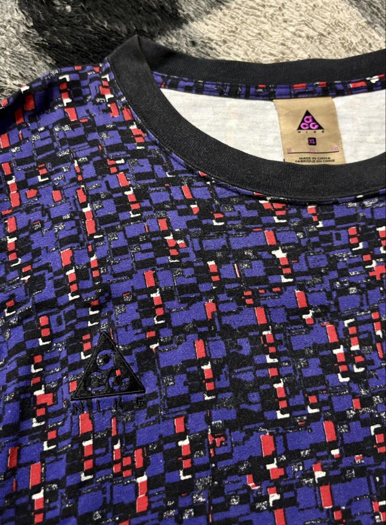 Nike acg geometric pattern aop (Category: Tshirts & Polo Shirts ) located in Iloilo. Submitted by randomstash (Listing ID 1451074832, Image 2). Description: Nike acg geometric pattern all over print Size XL on tag fits L 22/29 excellent used condition Minimal neck fade 249 + SF.