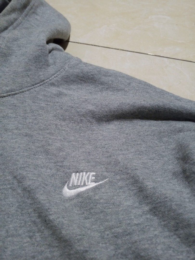 NIKE CLUB OVERSIZED FIT (Category: Coats, Jackets and Outerwear) located in Cotabato. Submitted by naim_23 (Listing ID 1451094814, Image 2). Description: Nike Club Oversized Fit Size Large- XL Dimes 26x28 Excellent Condition No Issue (Need wash) Pm 📩 📩.