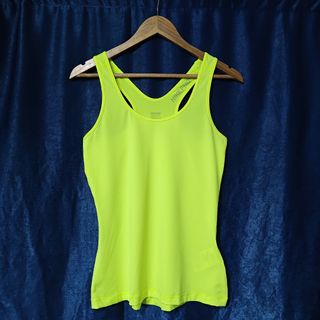 (Category: ) located in . Submitted by upcycled.closeth (Listing ID 1451079547, Image 1). Description: .