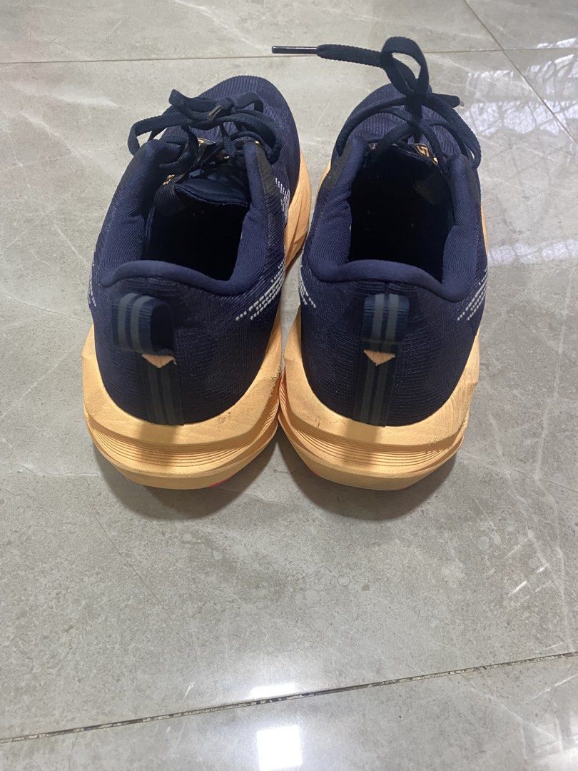 NOVABLAST 5 11US (Category: Sneakers) located in Bacoor. Submitted by statwears (Listing ID 1451039492, Image 2). Description: No box issue: sole scratches mileage: 150km responsiveness feels new but may mga scratch as indicated sa issue and shown sa pics no separations.