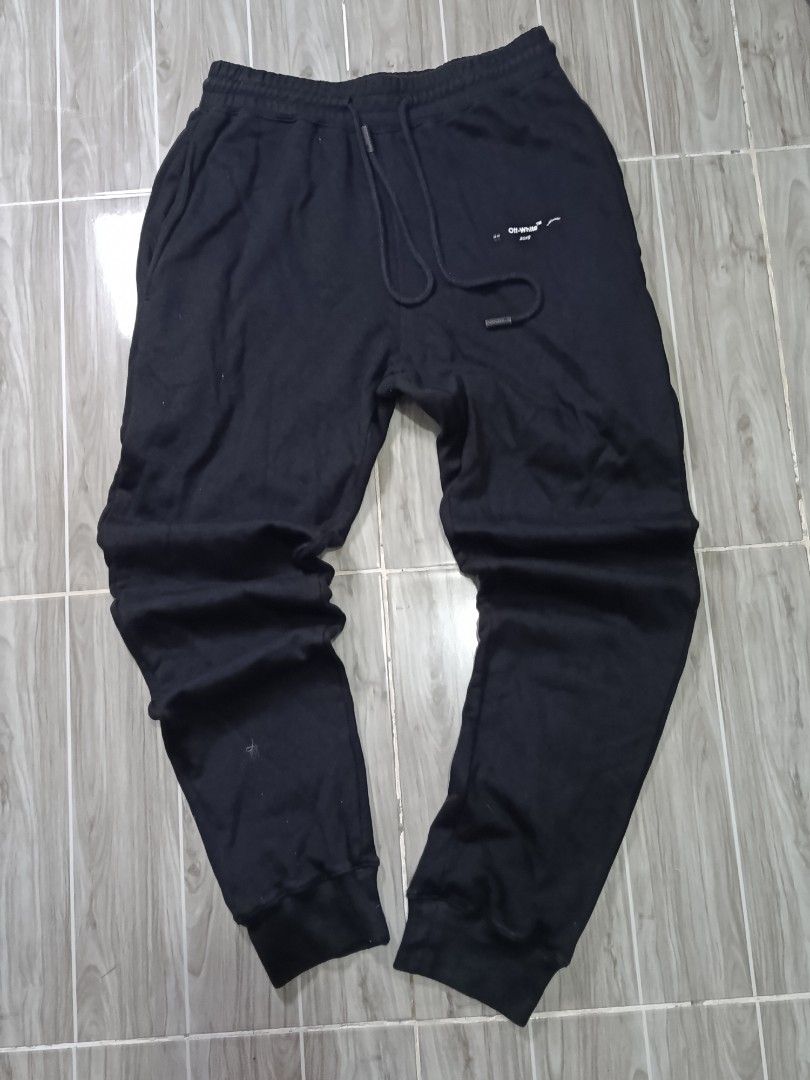 OFF WHITE JOGGER PANTS (freeshipping) (Category: Joggers) located in Quezon City. Submitted by gyl-stop (Listing ID 1450938376, Image 1). Description: free shipping 30-34 x 40.5 excellent condi cr: 9.8/10 issue: none.