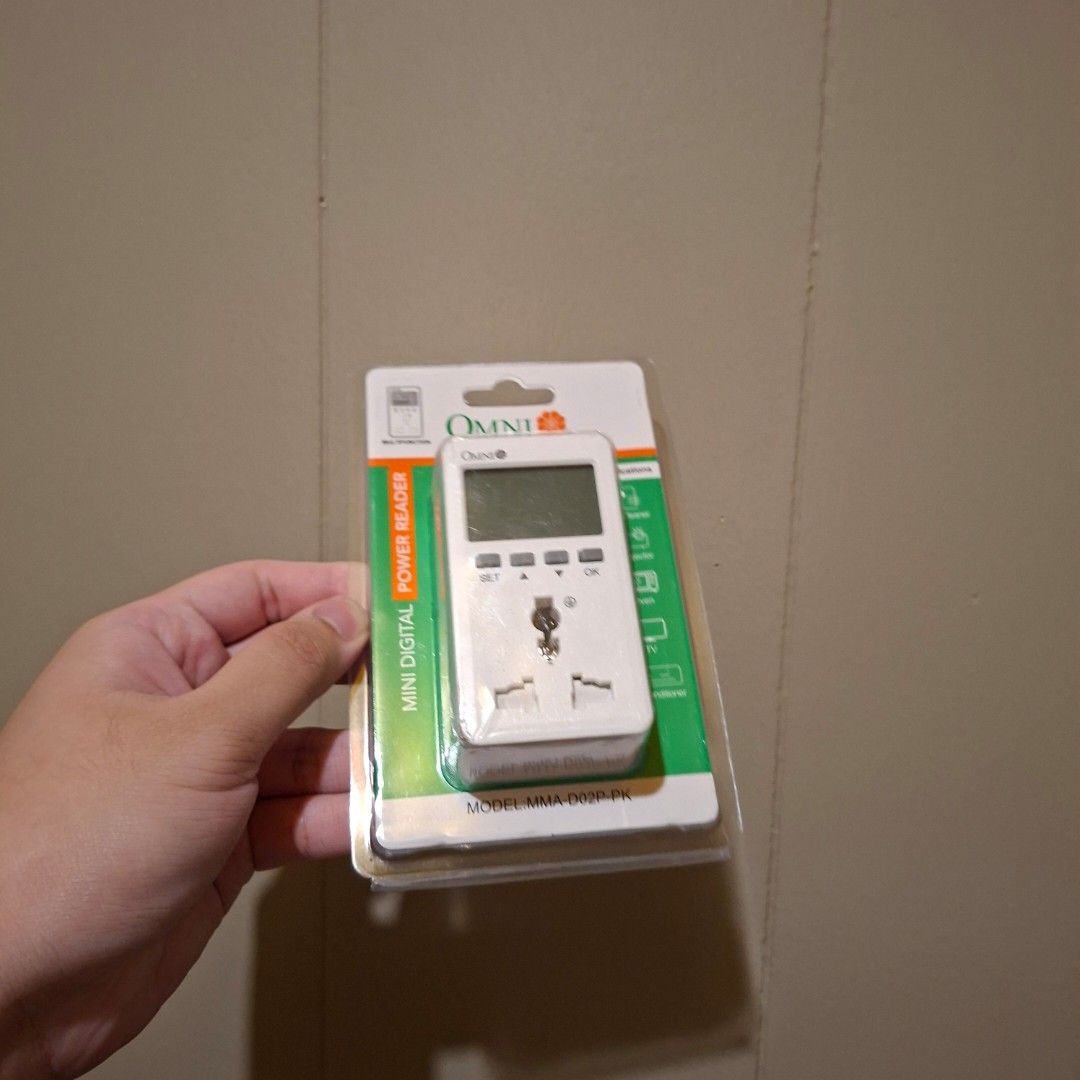 Omni Mini Digital Power Reader (Category: Cables & Adaptors) located in Pasig City. Submitted by fast-ship (Listing ID 1451000782, Image 2). Description: - Omni Mini Digital Power Reader (Model MMI-002P-PK) - Measures electricity usage of appliances - Plug into any outlet to view power consumption - Compact and easy to use - Ideal for monitoring energy use at home or office.