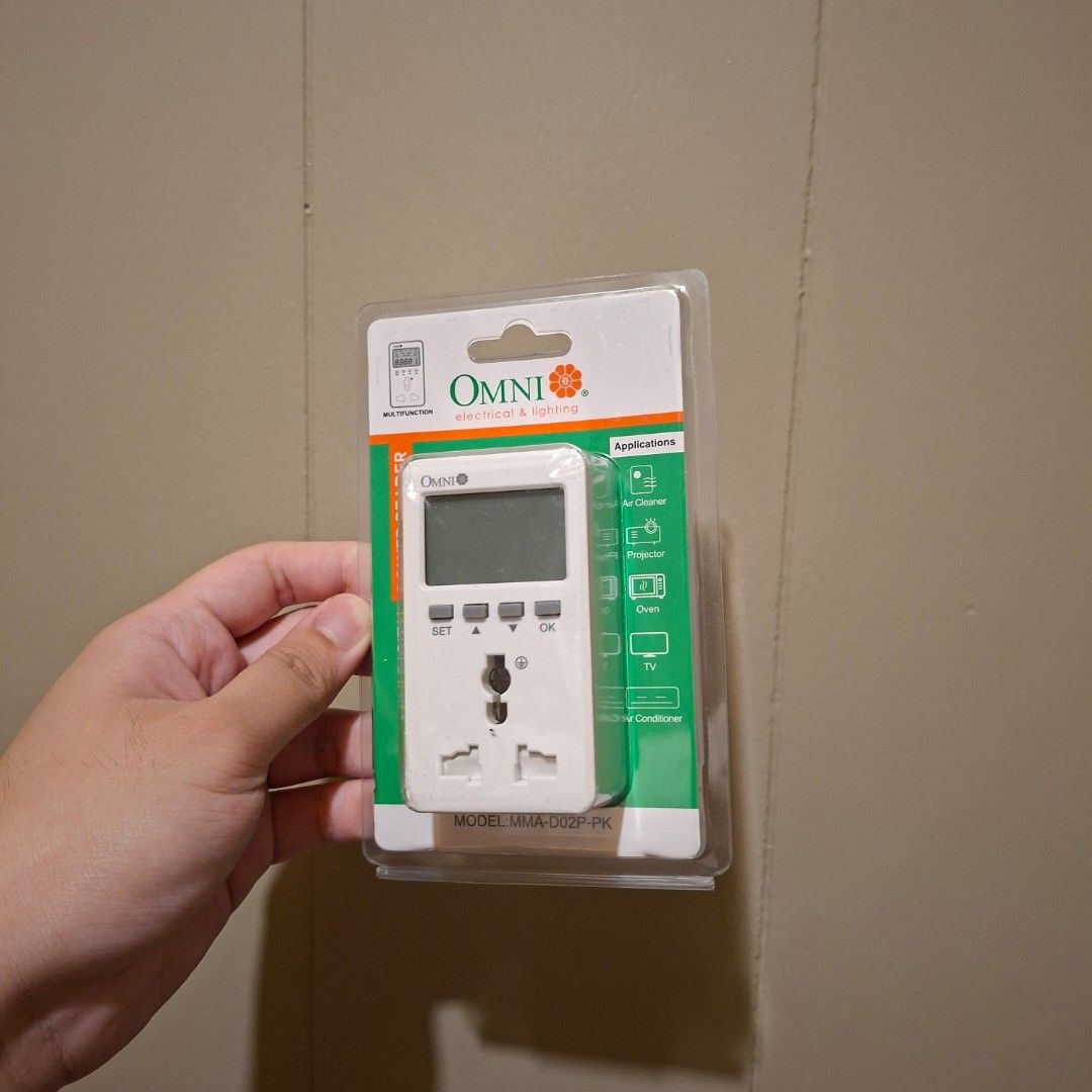 Omni Mini Digital Power Reader (Category: Cables & Adaptors) located in Pasig City. Submitted by fast-ship (Listing ID 1451000782, Image 3). Description: - Omni Mini Digital Power Reader (Model MMI-002P-PK) - Measures electricity usage of appliances - Plug into any outlet to view power consumption - Compact and easy to use - Ideal for monitoring energy use at home or office.