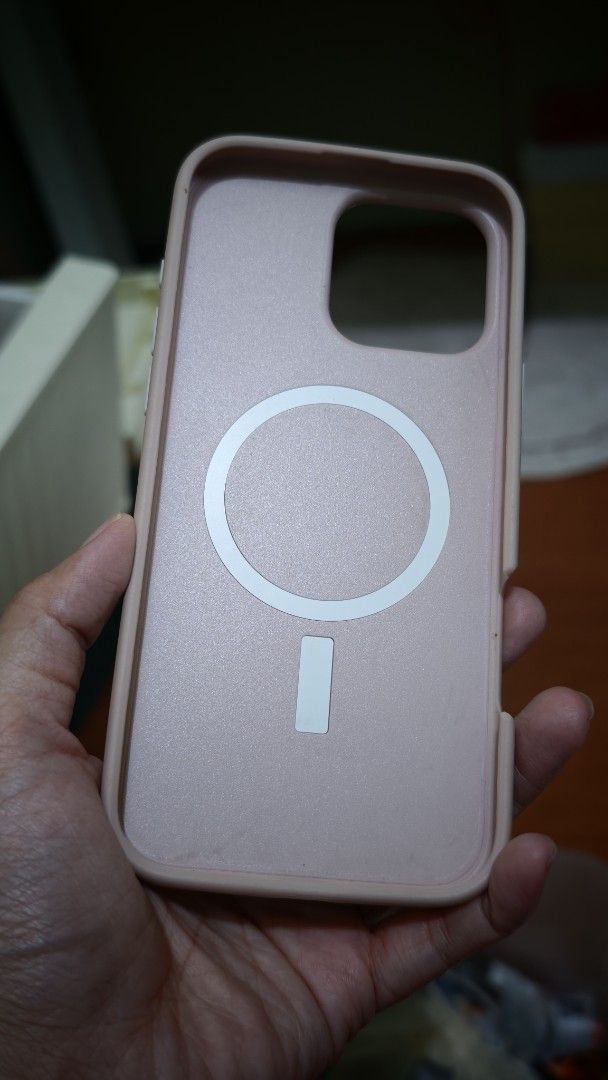 Otterbox iPhone 16 Pro Max case (Category: Cases & Sleeves) located in Quezon City. Submitted by isabuys (Listing ID 1450984249, Image 3). Description: .