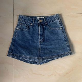 (Category: ) located in . Submitted by alvshe (Listing ID 1451089756, Image 1). Description: .