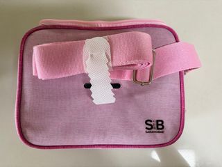 (Category: ) located in . Submitted by decluttering-sales (Listing ID 1451016219, Image 1). Description: .