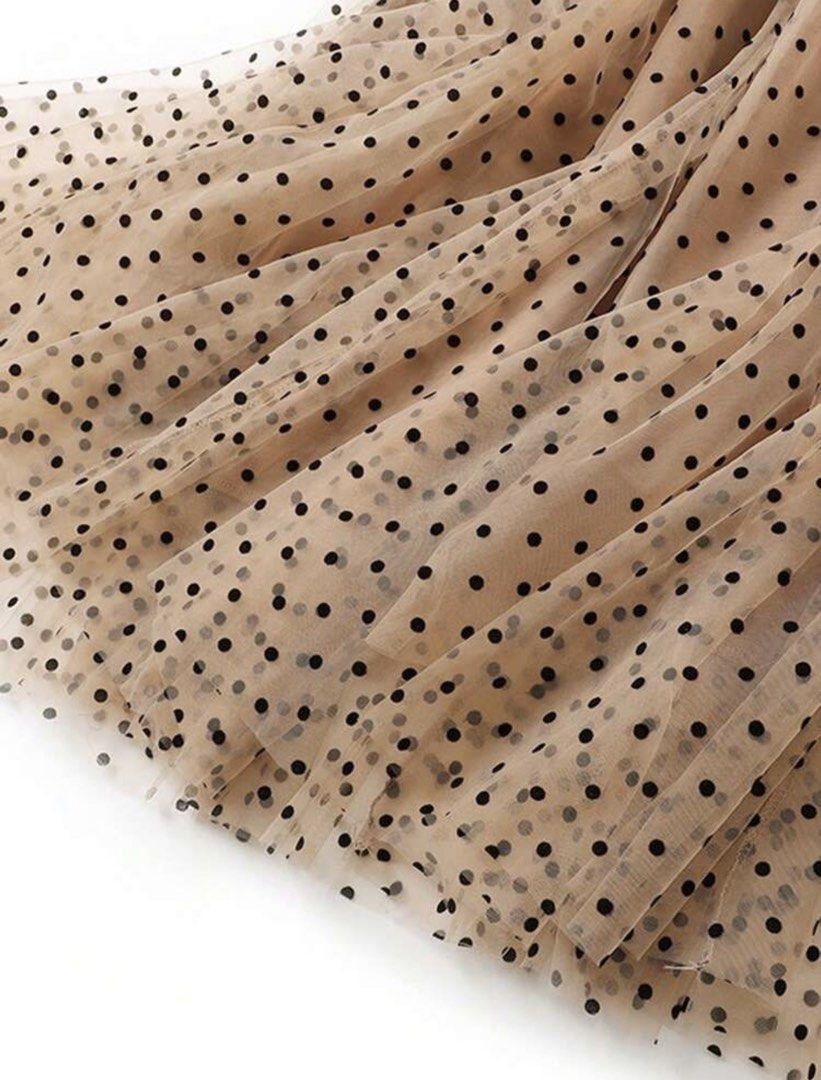Polka Dot Mesh Overlay Skirt Spring (Category: Skirts) located in Manila. Submitted by kgdecluttercloset (Listing ID 1450963889, Image 3). Description: .