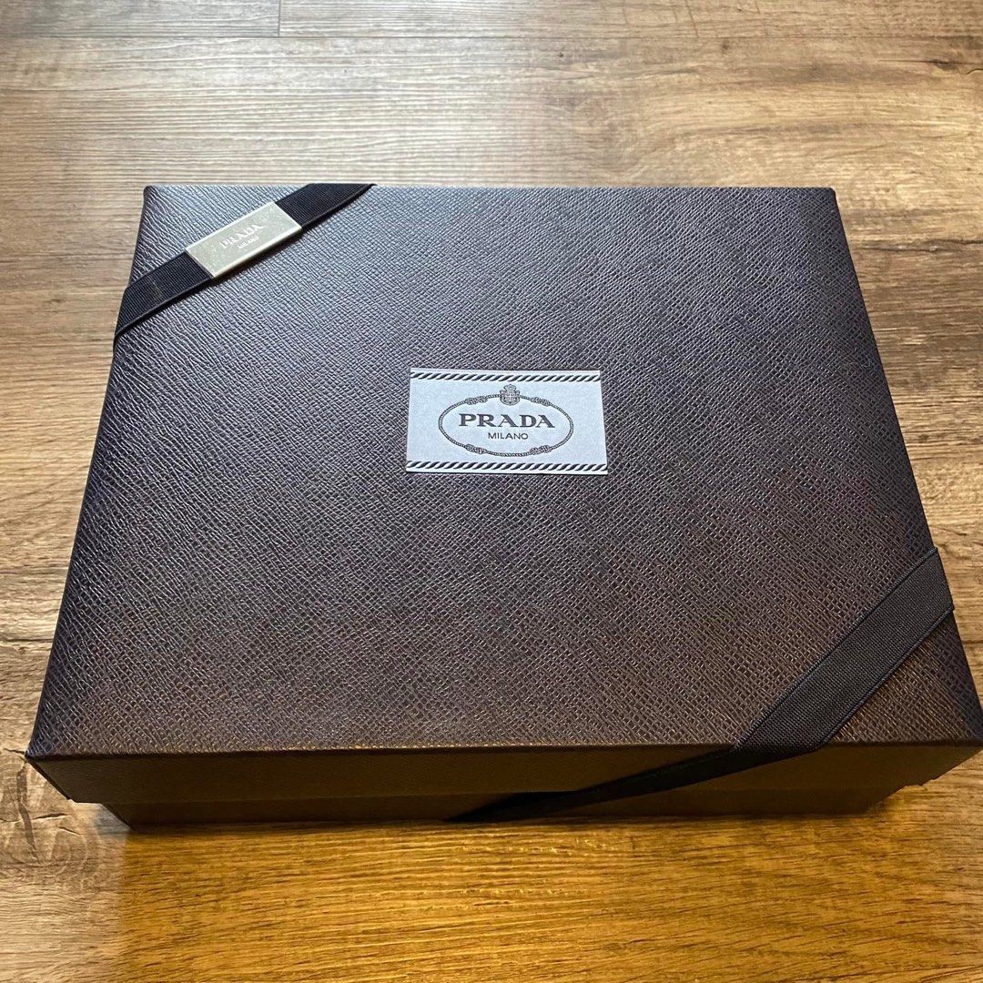 Prada Duet Re-Nylon Bucket Bag (Category: Luxury Bags & Wallets) located in Mandaluyong City. Submitted by petuniaisobel (Listing ID 1451010051, Image 3). Description: Brand New in Box with receipt. Can do meet-up in EDSA Shangrila or UP Town Center..