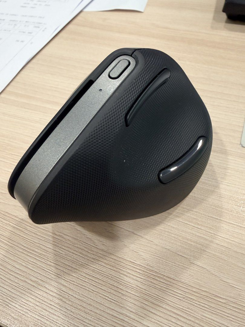 Razer Ergonomic Vertical Mouse515467102284032001