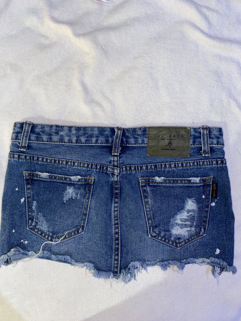 ROXY JEANS Distressed Blue Denim Mini Skirt (Category: Skirts) located in Antipolo. Submitted by collectorsnest.ph (Listing ID 1451092648, Image 2). Description: - ROXY JEANS blue denim mini skirt -super mini skirt bought in a rockwell bazaar -good quality, never used -dm for inquries or for more pics!💕.