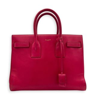 (Category: ) located in . Submitted by carousellluxury (Listing ID 1451051210, Image 1). Description: .