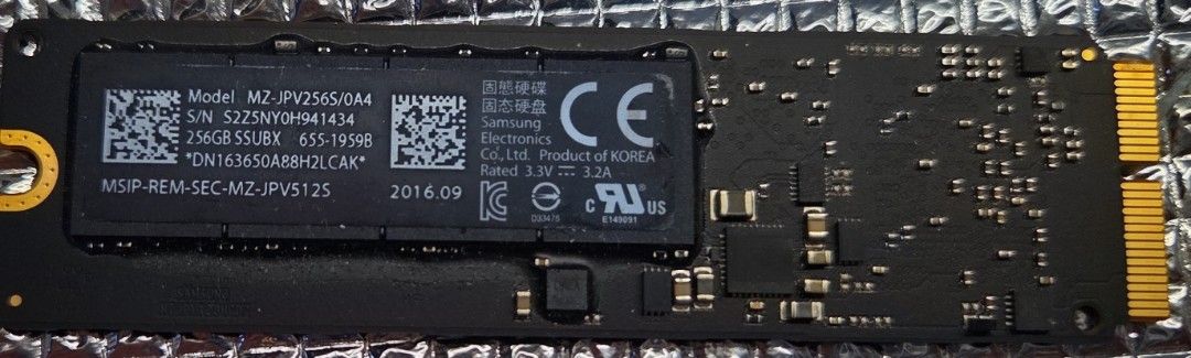 Samsung MZ-JPV256S/044 256GB NVMe SSD