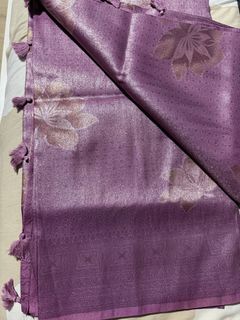 (Category: ) located in . Submitted by divinesarees (Listing ID 1451051531, Image 1). Description: .