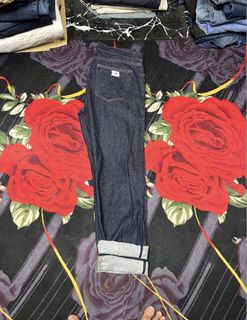 (Category: ) located in . Submitted by BAZAROUTLETSTORE (Listing ID 1450937471, Image 1). Description: .