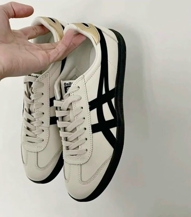 Sepatu onitsuka tiger (Kategori: Sepatu Wanita) berada di Jakarta Pusat. Dikirim oleh selaimatcha (ID iklan 1451128206, Gambar 1). Deskripsi: Klik link dibawah untuk order⤵️ .