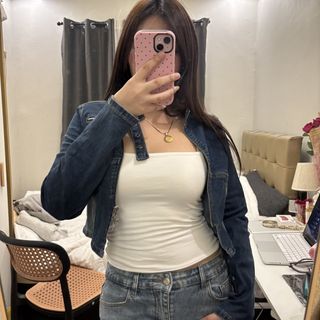 (Category: ) located in . Submitted by ayeeshieee (Listing ID 1451040399, Image 1). Description: .
