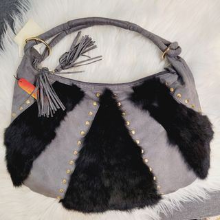 (Category: ) located in . Submitted by ctshoppe (Listing ID 1451078223, Image 1). Description: .