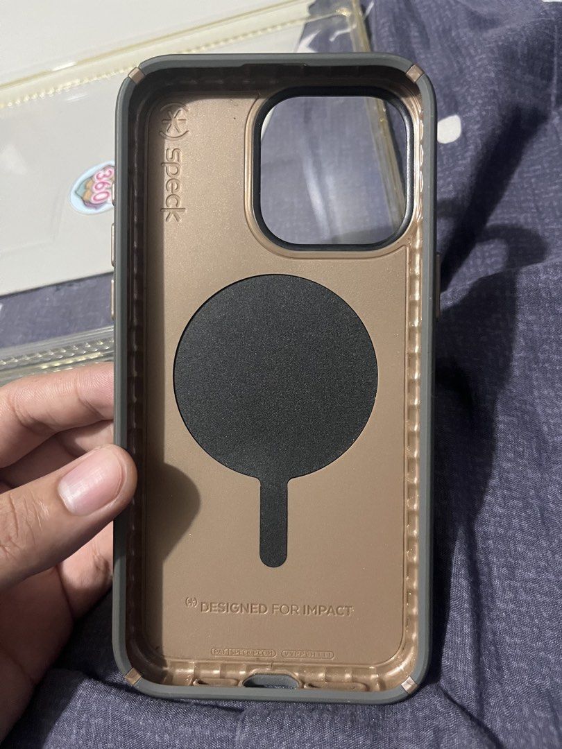 Speck Presidio2 (Category: Cases & Sleeves) located in Manila. Submitted by v1noo (Listing ID 1451104612, Image 1). Description: Speck Presidio 2 Magsafe with click lock Charcoal Gray For Iphone 15 Pro Max QC Location.