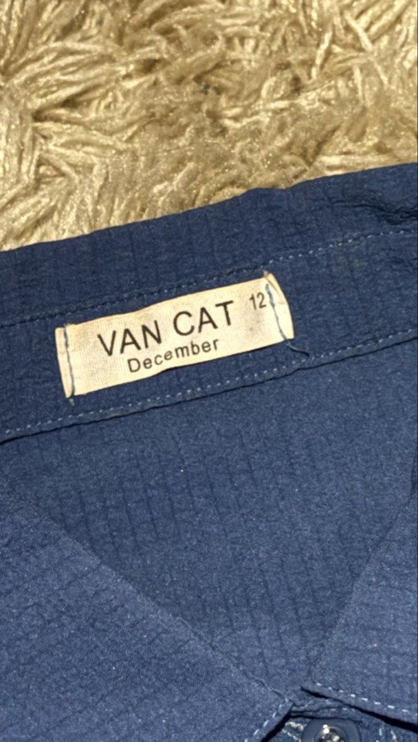 Textured Long Sleeve Button Up Polo (Category: Tshirts & Polo Shirts ) located in Manila. Submitted by kyle.daniel (Listing ID 1451077678, Image 2). Description: - VAN CAT Blue Long Sleeve Shirt - Size 12 - Subtle vertical stripe texture - Single chest pocket - Button-up front - Ideal for casual wear or layering Fits Medium-Small No issues.