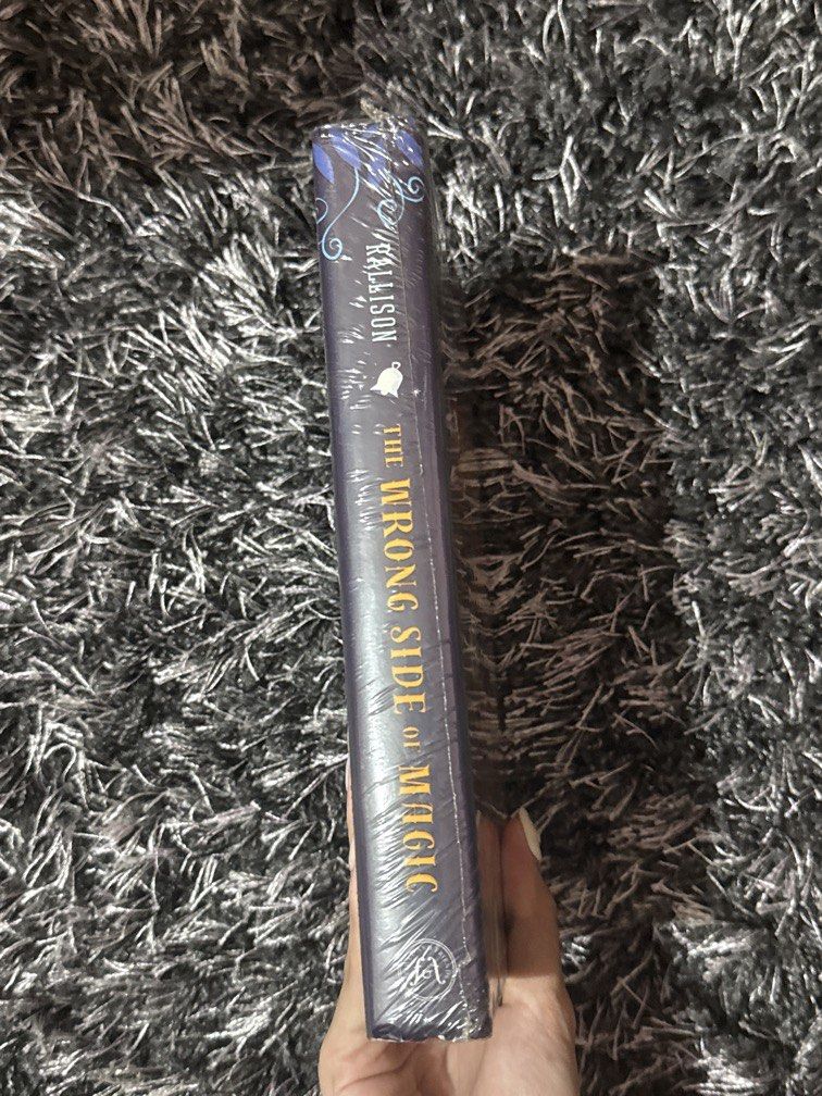 the wrong side of magic (Category: Storybooks) located in Cainta. Submitted by deynamaree (Listing ID 1451117984, Image 3). Description: the wrong side of magic ୨ৎ Bought from Big Bad Wolf ୨ৎ RFS: didn’t get to read it lol ୨ৎ MOP: Gcash/Gotyme .