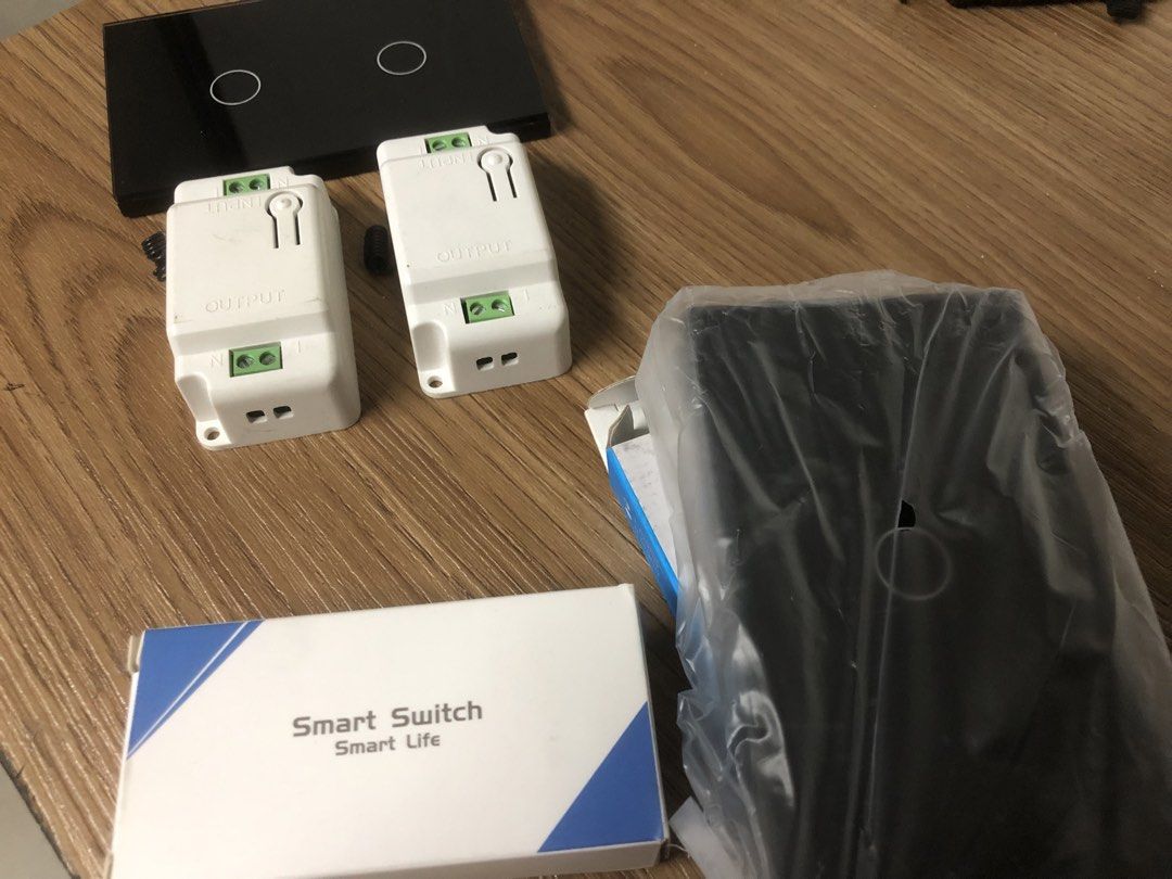 Touch Wireless Switch Light RF433mhz and Controller (Category: Electrical, Adaptors & Sockets) located in Bacoor. Submitted by arvzzy (Listing ID 1450999667, Image 1). Description: FOR SALE 1x 2 Gang (used nitesting lang) 1x 1 Gang (brandnew) 3pcs RF433mhz controller (2 used / 1 new) Location: Garden City Bacoor.