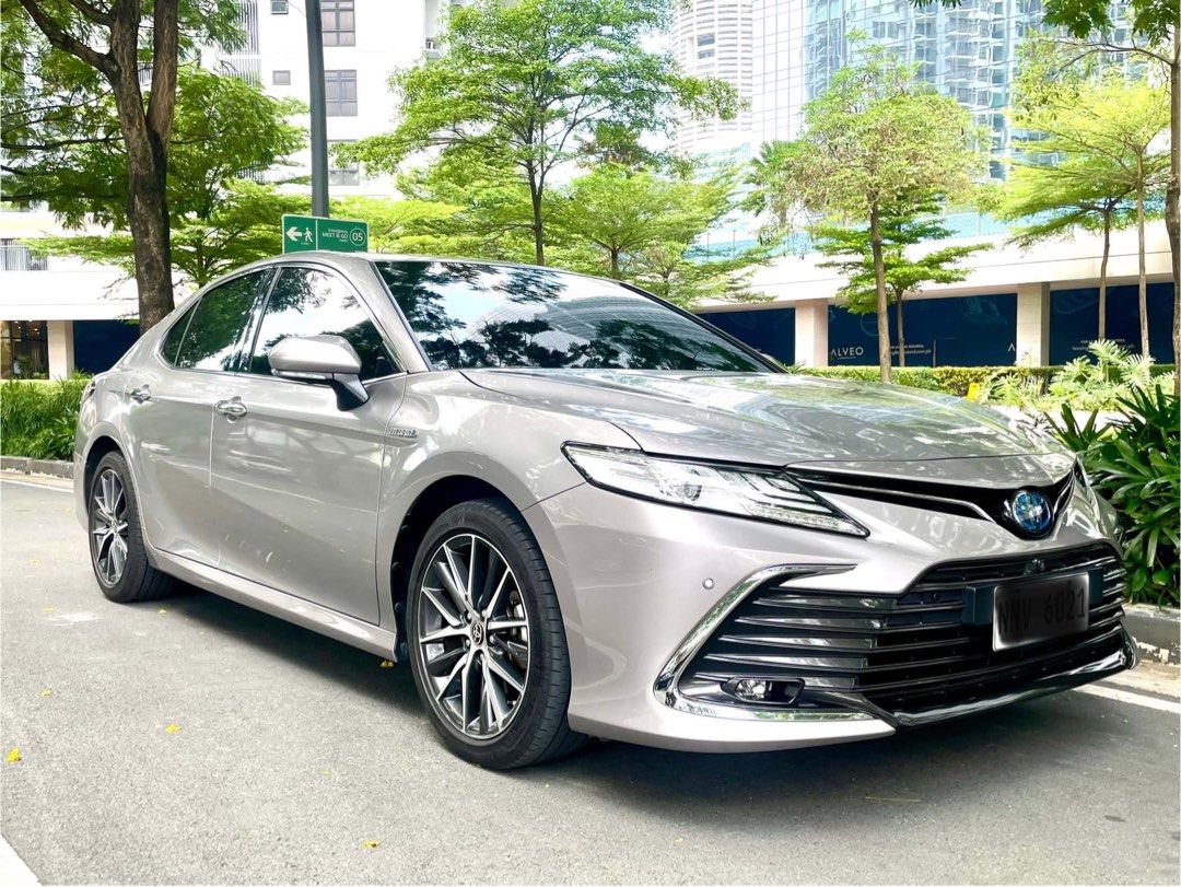 Toyota Camry 2.5 Hybrid (A) (Category: Used Cars) located in Quezon City. Submitted by 123james (Listing ID 1450984618, Image 2). Description: 2024 Toyota Camry HEV CVT Color Metal Stream Odo 19,xxx km reading First owner Owner seller P1,650,000 Negotiable upon viewing at our residence in Quezon City.