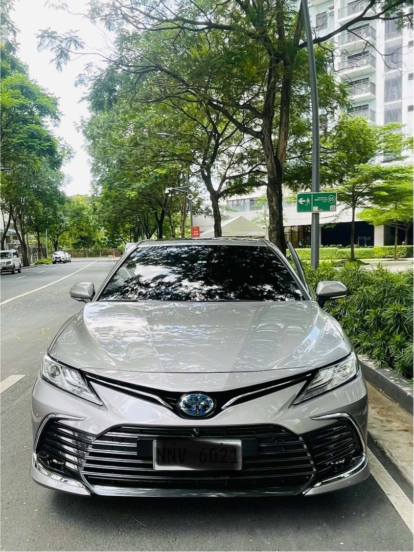 Toyota Camry 2.5 Hybrid (A) (Category: Used Cars) located in Quezon City. Submitted by 123james (Listing ID 1450984618, Image 1). Description: 2024 Toyota Camry HEV CVT Color Metal Stream Odo 19,xxx km reading First owner Owner seller P1,650,000 Negotiable upon viewing at our residence in Quezon City.