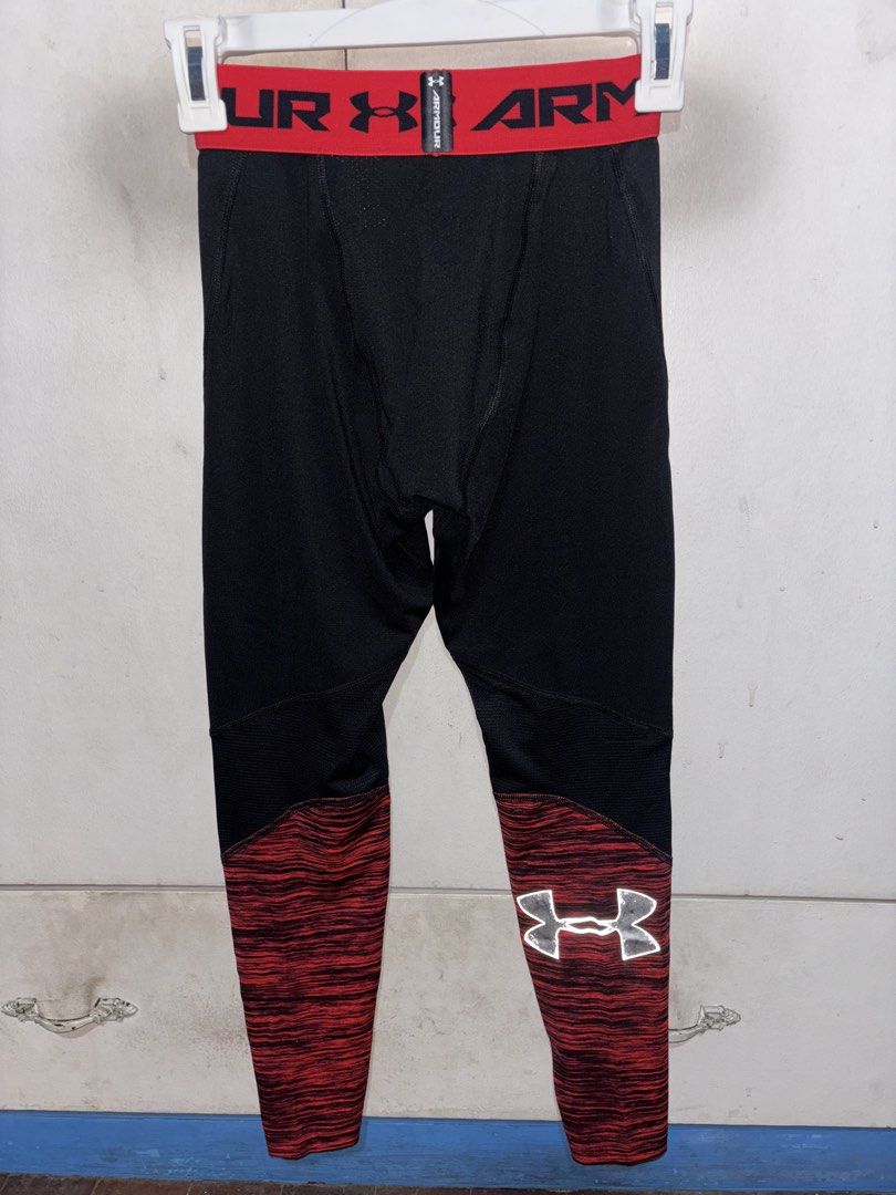 Under Armour Compression Tights (Category: Activewear) located in Pasig City. Submitted by timmybatoon (Listing ID 1451009954, Image 2). Description: Under Armour Compression Tights Size on tag: S (MENS) Dimensions: 22-27inW x 31inL Price: 800.