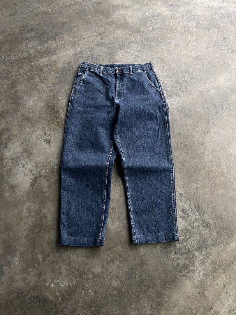 Uniqlo carpenter jeans (Category: Jeans) located in Rawang. Submitted by kimykmo (Listing ID 1451101059, Image 2). Description: UNIQLO CARPENTER JEANS SIZE 32-33 LABUH 38 OL 8 CONDITION 9/10 LIKE NEW MATERIAL SOLD BEST . RM70 DFOD POSTAGE +RM7 SEMENANJUNG +RM15 SABAH SARAWAK.