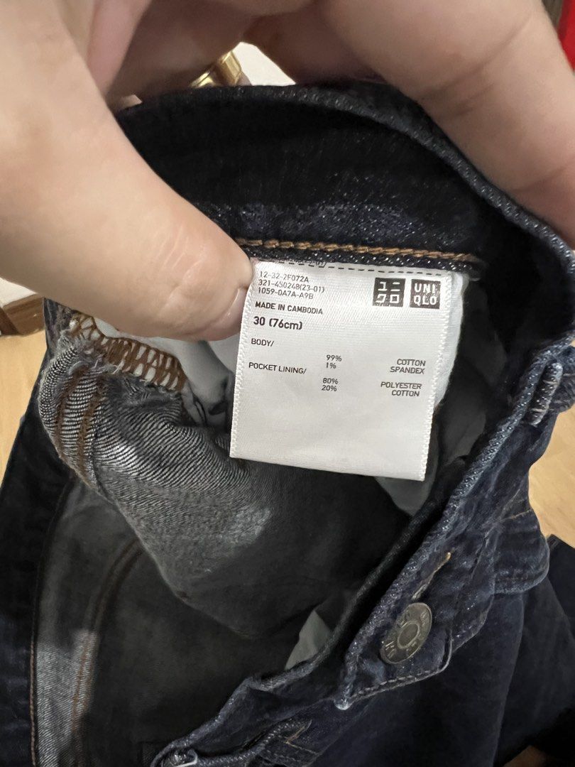 Uniqlo Straight Jeans (Category: Jeans) located in Makati City. Submitted by mrmickeymouse (Listing ID 1451044626, Image 3). Description: Uniqlo Straight Jeans Dark Denim Size 30 Condition: 10/10 Ganda ng pants na to 🔥 📍 Taguig All items I sell here are Authentic 💯 .