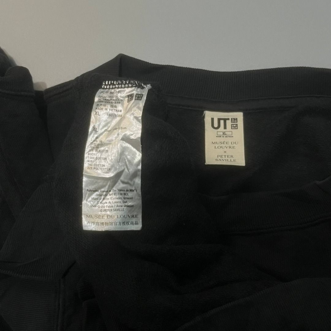 Uniqlo x Musēe du Louvre (Category: Coats, Jackets and Outerwear) located in Mariveles. Submitted by akidfromnowherethrift (Listing ID 1451020497, Image 2). Description: 300 free shipping Uniqlo x Musēe du Louvre Dimes: 25x27.5 Size:XL Color rate: 8.5 Condition: Very Good Condition .