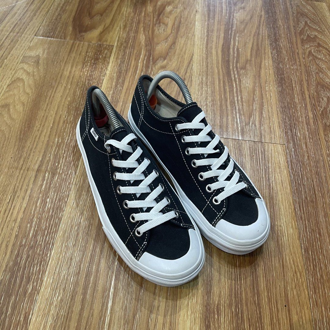 VANS (8UK) (Category: Sneakers) located in Kota Bharu. Submitted by asg_bundle (Listing ID 1451079135, Image 2). Description: 🔻Condition boleh lihat Gambar di 👆🏻👆🏻 🔺follow ig kami asg_bundle 👜 🔻asg_bundle.two 👟 🔻 pos DFOD ❌NO FON 👇🏽👇🏽👇🏽 0️⃣1️⃣1️⃣6️⃣1️⃣0️⃣1️⃣0️⃣5️⃣0️⃣6️⃣ .