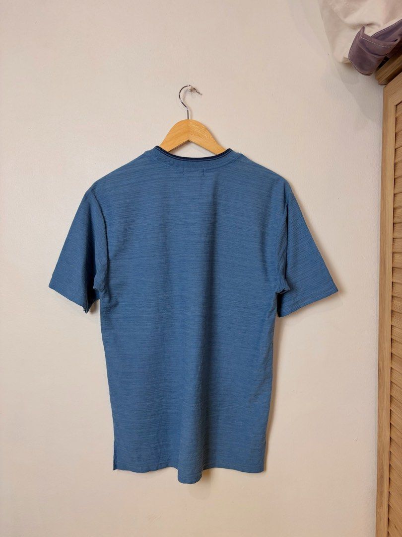 Vintage 90s Lindbergh Concise Textured Tipped Tee (Category: Tshirts & Polo Shirts ) located in Manila. Submitted by recolecta (Listing ID 1451050561, Image 3). Description: Vintage 90s Lindbergh Concise Textured Tipped Tee ₱800 + sf M on tag Length: 26 inches Width (Pit to pit): 19 inches Shoulder Width: 18 inches Sleeve Length: 9 inches - Made in Japan - Structured 65/35 T-C (Tetoron-Cotton) jersey woven with a functional, cooling horizontal ri