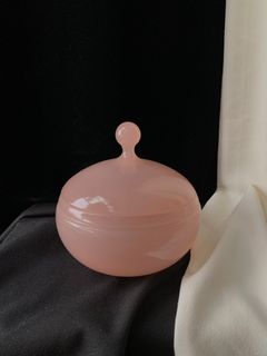 (Category: ) located in . Submitted by dillythriftstore (Listing ID 1451011290, Image 1). Description: .