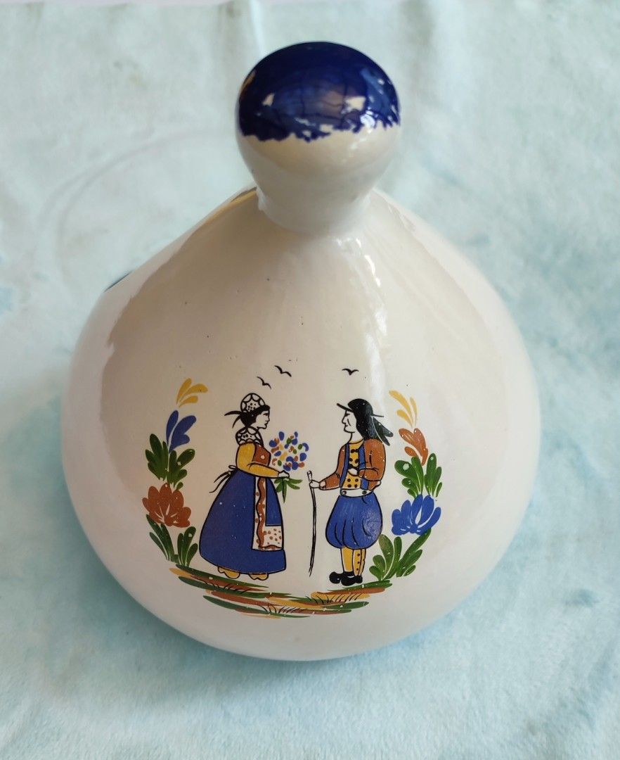 Vintage French Pottery (Category: Dinnerware & Cutlery) located in Mandaluyong City. Submitted by lalahhome (Listing ID 1451080212, Image 3). Description: set of 5 Hand painted in France Featuring Breton Quimper cider bowls and Salt pot.