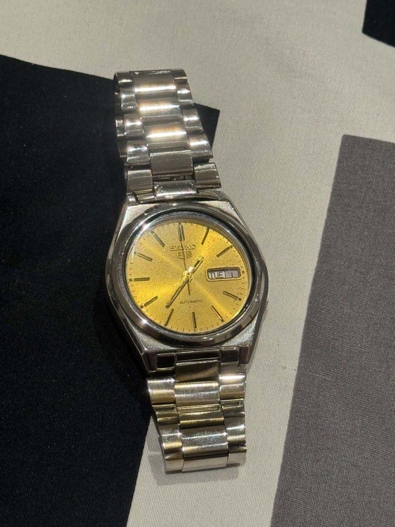 vintage Seiko 5 7s26 (Category: Men's Watches) located in Taytay. Submitted by beebopbelly (Listing ID 1451110614, Image 1). Description: 💌 kindly read all details before sending a dm price is firm! will ignore low ballers ◡̈ ☆ with signs of use ☆ day and date not working but clock still functional ☆ needs replacement battery loc: taytay, rizal mop: gcash or bank transfer mod: lalamove.