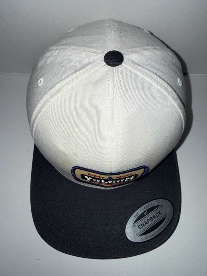 VOLCOM CAP (Category: Cap & Hats) located in Petaling Jaya. Submitted by ijam_bundle (Listing ID 1451037698, Image 2). Description: VOLCOM CAP TAG YUPONG SNAPBACK RM38 SIAP POS,SS + RM10.