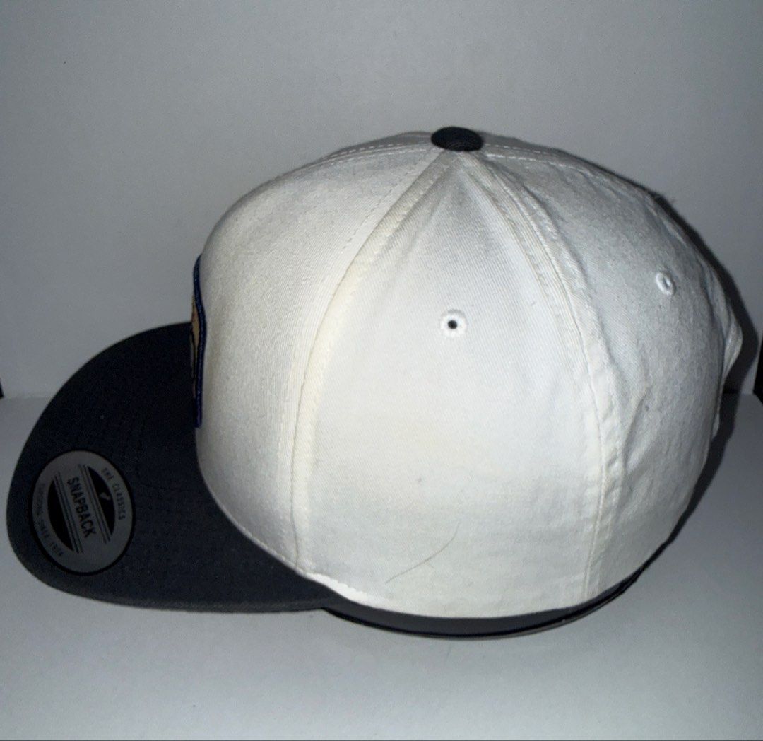 VOLCOM CAP (Category: Cap & Hats) located in Petaling Jaya. Submitted by ijam_bundle (Listing ID 1451037698, Image 3). Description: VOLCOM CAP TAG YUPONG SNAPBACK RM38 SIAP POS,SS + RM10.