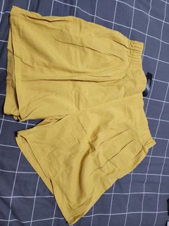 (Category: ) located in . Submitted by plusplusplusclothes (Listing ID 1451046480, Image 1). Description: .